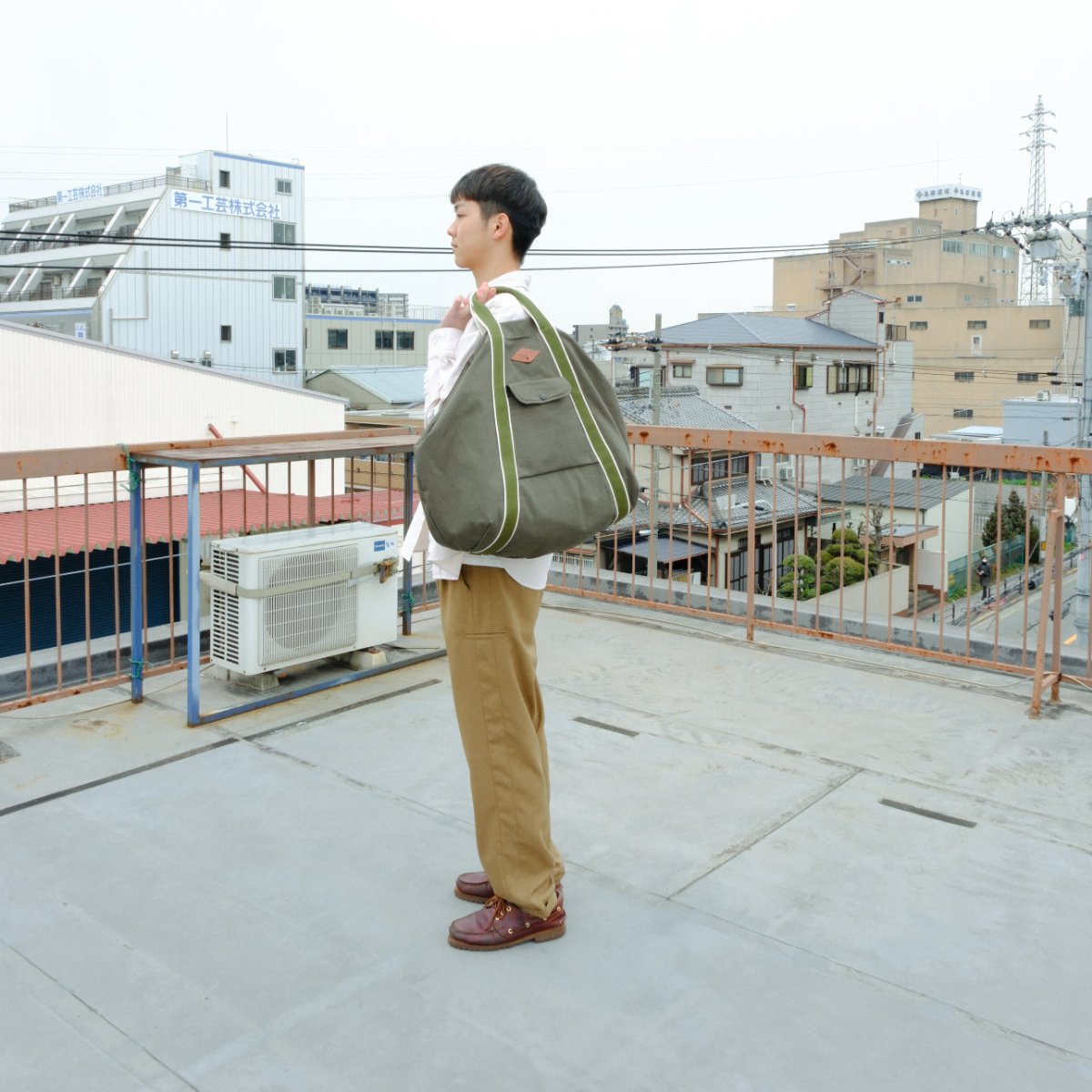 MEGA TOTE BAG
